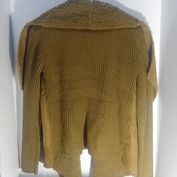Sweater/ Suede Jacket Med - Picture 3 of 6